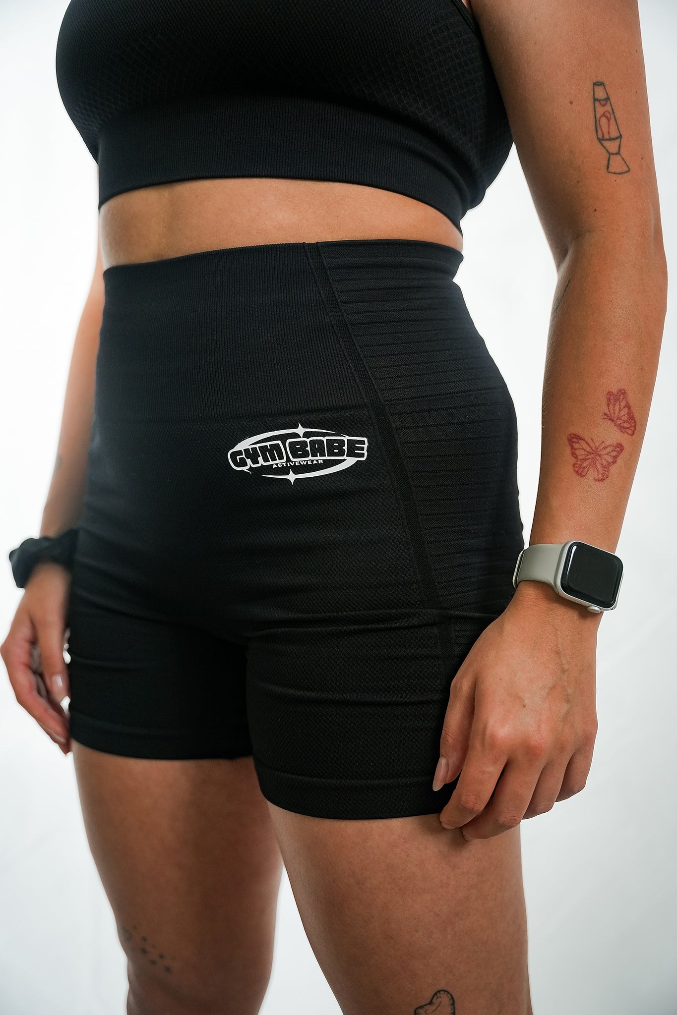 MOTION SEAMLESS SHORTS